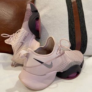 Nike Women’s Air Zoom SuperRep “Shadowberry” SIZE 9